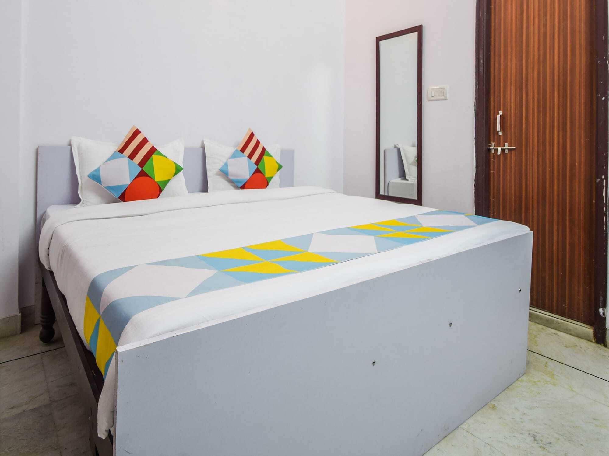 Oyo 22469 Home Heritage Stay City Palace Удайпур Екстериор снимка